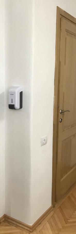 锡比乌 Check-In Kaya酒店 外观 照片